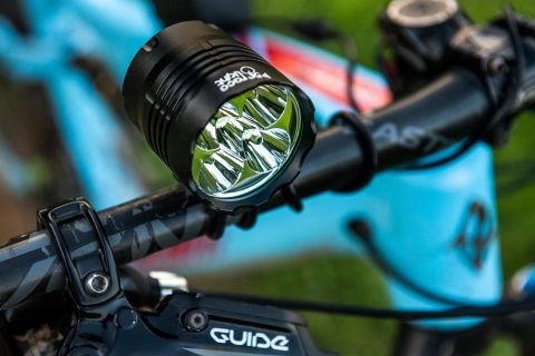 Foco Frontal / Bici RL-50 Freeride Black Series